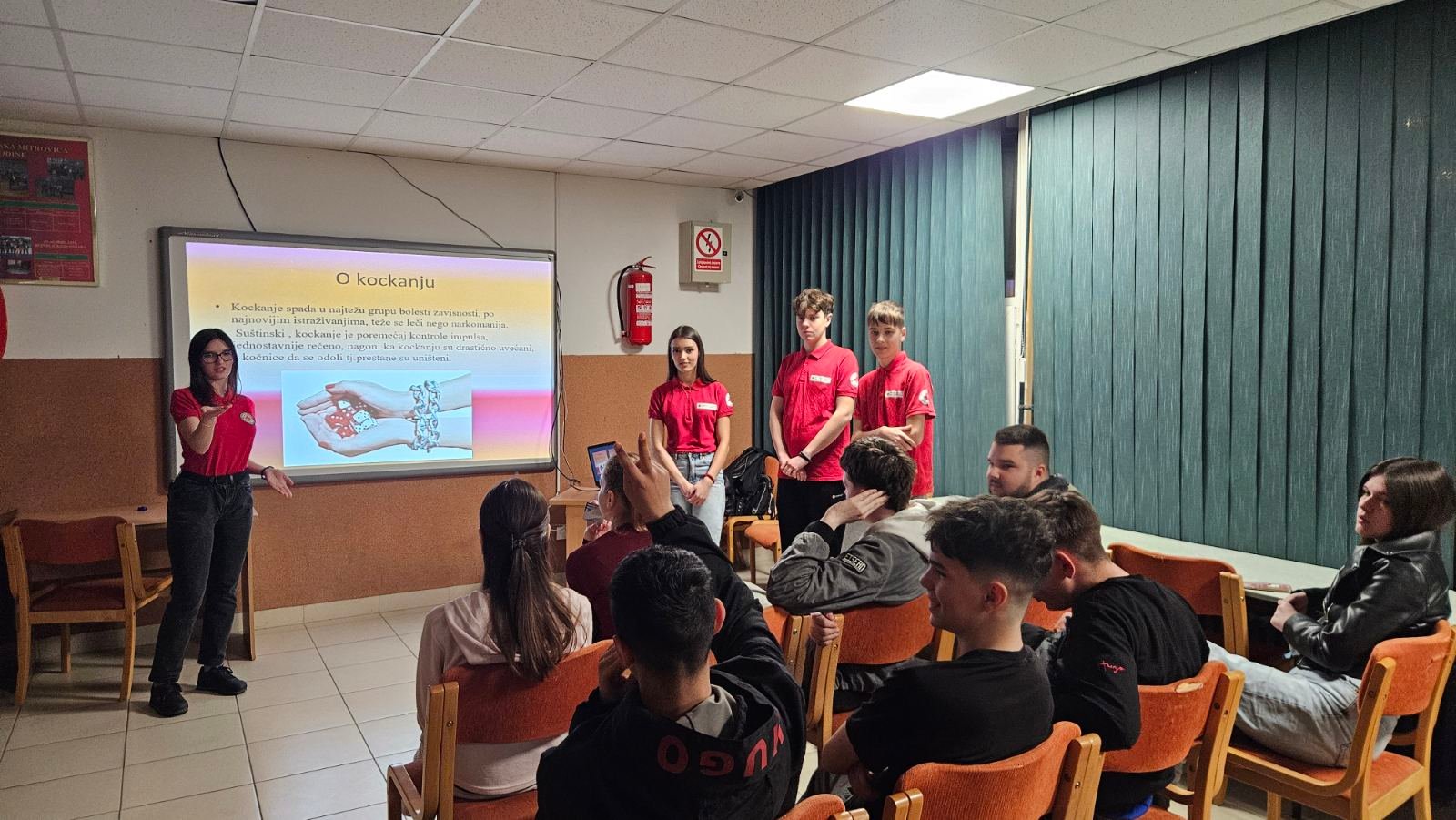 Kockanje i moderne vrste zavisnosti u Domu učenika u Zrenjaninu